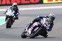 Toprak Razgatlioglu musste seine Yamaha mit dem Knie stabilisieren