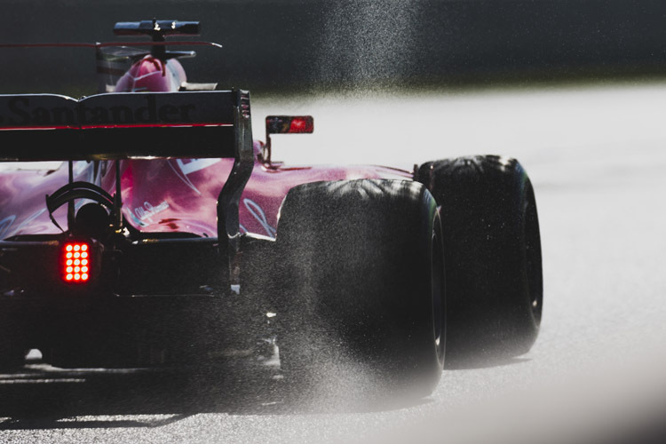 Kimi Räikkönen rückte auch auf nasser Piste aus – konnte hinterher aber nicht viel über die Reifen für die nasse Bahn sagen
