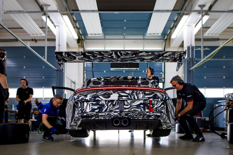 Porsche präsentiert unter anderem den neuen 911 GT3 Cup