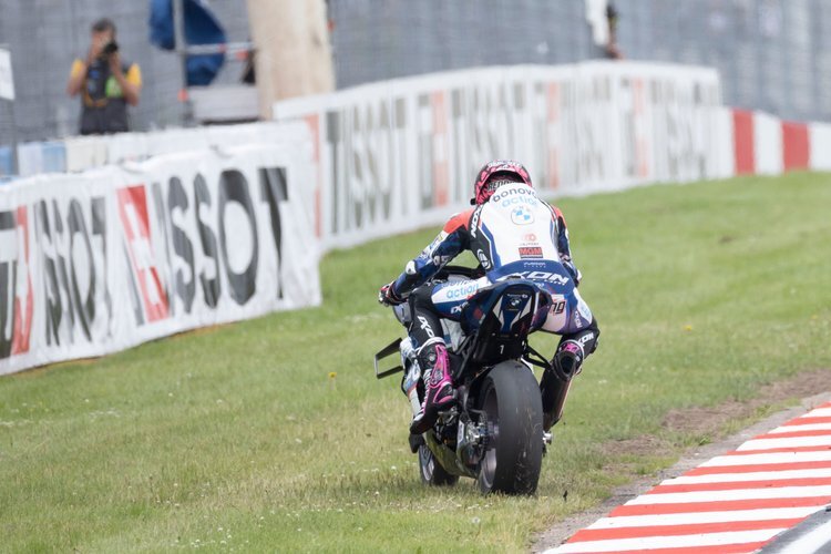 Scott Redding musste den ersten SBK-Lauf in Donington aufgeben