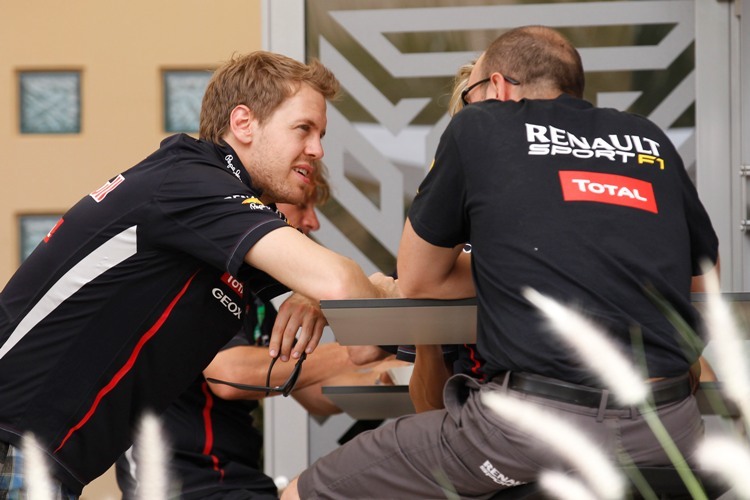 Vettel heute in Bahrain: Noch läuft es nicht nach Wunsch