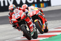 Erst im Finish setzte sich Andrea Dovizioso beim Spielberg-GP 2019 gegen Marc Márquez durch