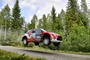 Kris Meeke fliegt zum Finnland-Sieg