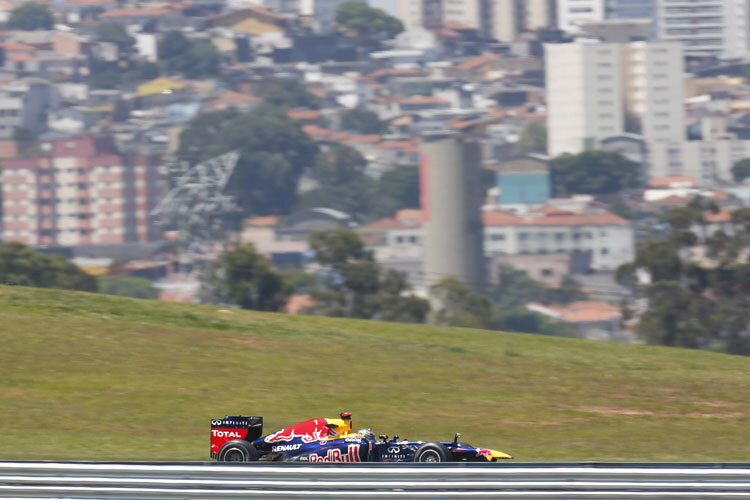 Sebastian Vettel wird auch dieses Jahr die nächstjährigen Reifen testen können