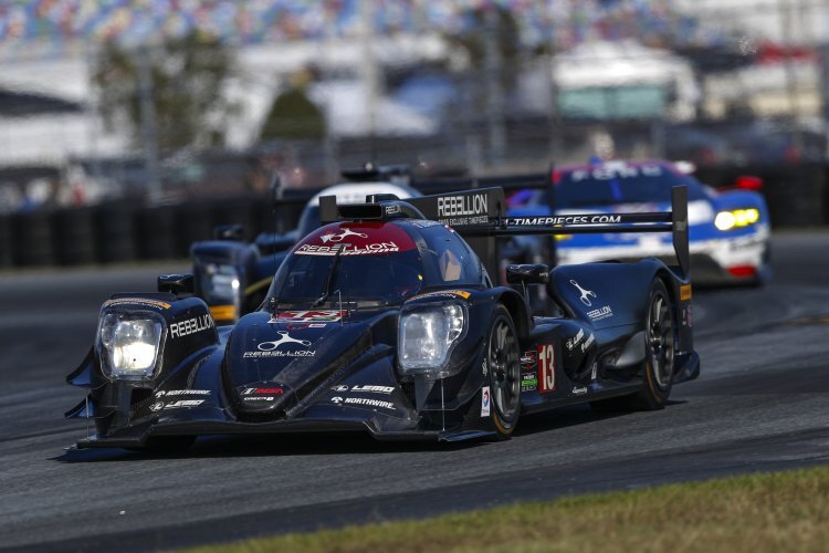 Ein Oreca 07 im Gewandt von Rebellion Racing