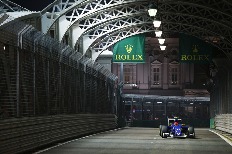 Felipe Nasr auf der Anderson-Brücke