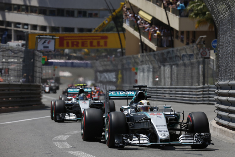 Lewis Hamilton führte das Rennen bis zur Safety-Car-Phase an