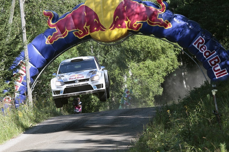 Sébastien Ogier bei seinem Finnland.Sieg 2013