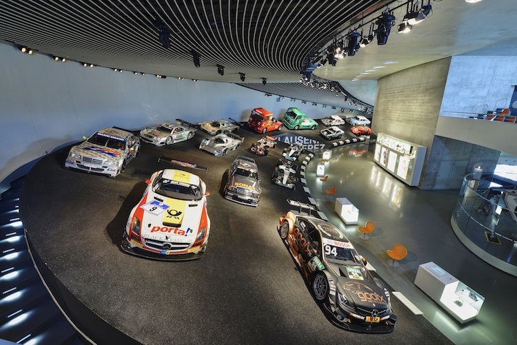 Sonderpräsentation: 30 Jahre DTM im Mercedes-Museum