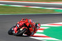 Pecco Bagnaia startet mit Tagesbestzeit in den Heim-GP