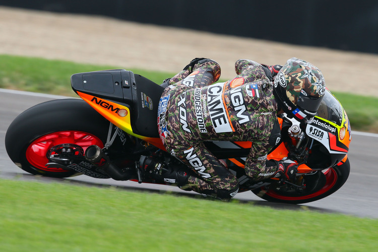 Colin Edwards in Indy im Military-Look
