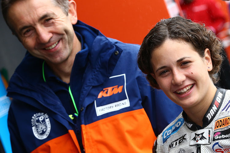 Ana Carrasco mit KTM-Techniker Konrad Hefele