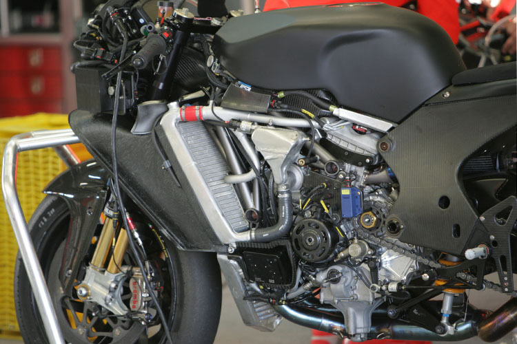 Der Prototyp der 2007-Ducati mit 800 ccm und Gitterohrstahlrahmen