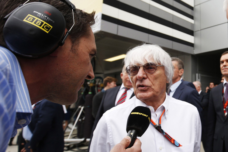 Bernie Ecclestone bei einem BBC-Interview in Sotschi