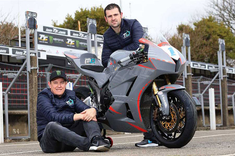 John McGuinness (li.) und Michael Dunlop: Zusammen 35 TT-Siege