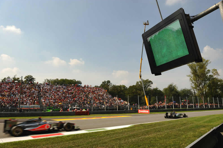 Eine elektronische Flagge im F1-Sport