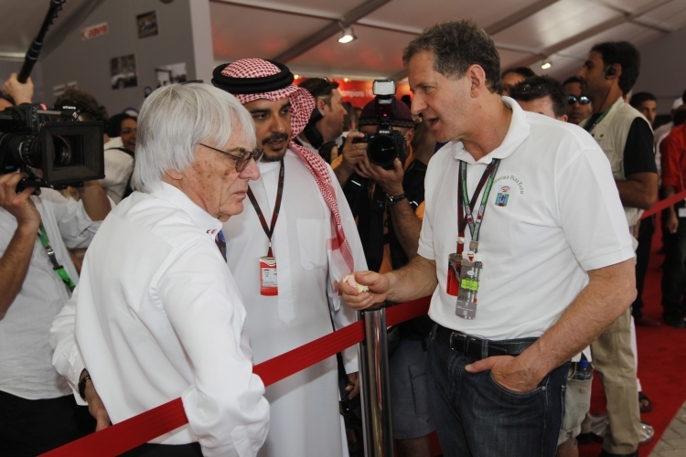 Ecclestone, Salman al Kalifa und Jody Scheckter 