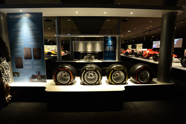 Auch F1-Ausrüster Pirelli darf seine Produkte für die Königsklasse präsentieren