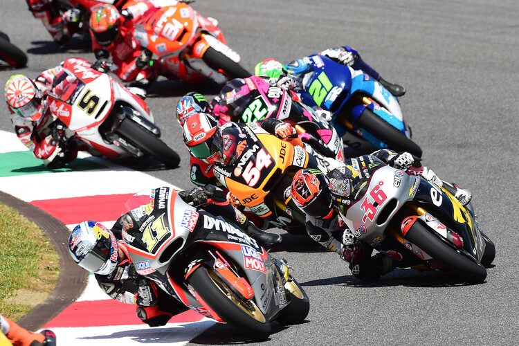 Rennen in Mugello: Cortese (11) vor Kallio (36), Pasini (54), Lowes (22), Morbidelli (21), Zarco (5) und Torres (81)