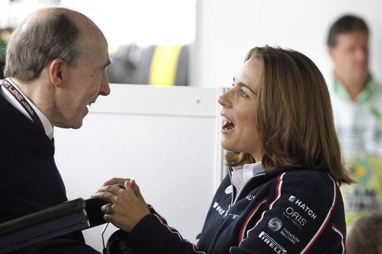 Freude herrscht: Frank und Claire Williams haben ihren neuen Formel-1-Renner erstmals aufheulen lassen