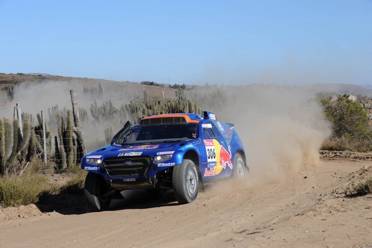 Al-Attiyah kam dem Leader Sainz sehr nahe.