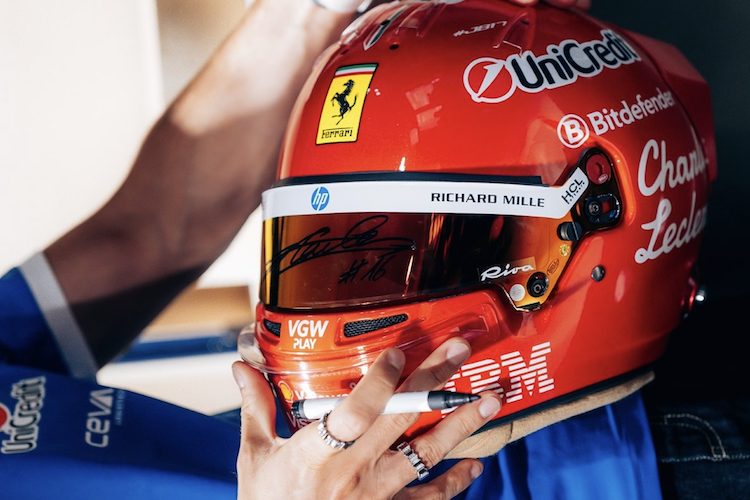 Mit diesem Helm fährt Charles Leclerc 2025 in Monza
