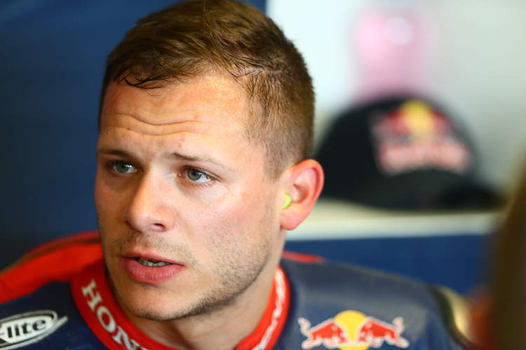 Stefan Bradl befürchtet, dass der Arm am Samstag noch mehr weh tut