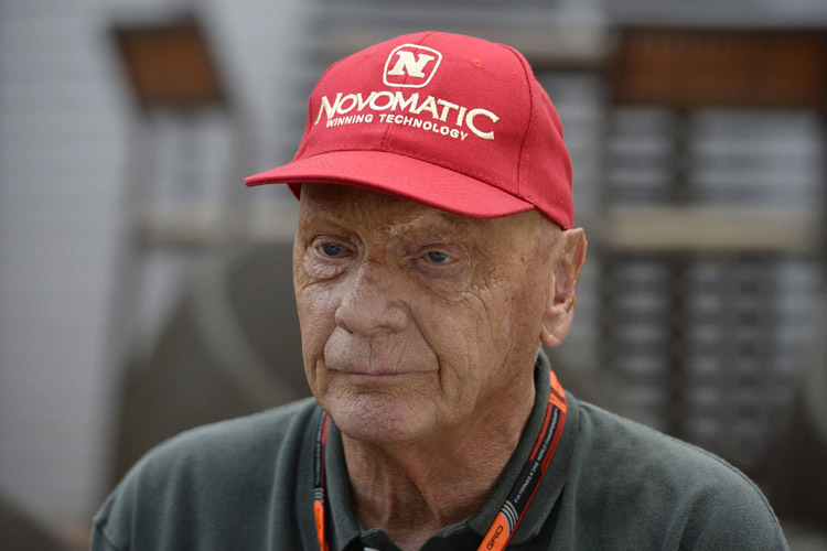 Niki Lauda ist überzeugt, dass Ferrari Interesse an einem Motoren-Deal mit Red Bull hat