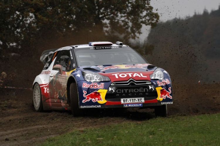 Loeb liegt nach Hirvonens Pech auf Titelkurs