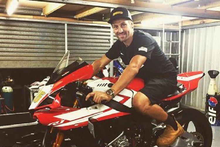 Josh Brookes hat selbst an seiner BSB Yamaha geschraubt