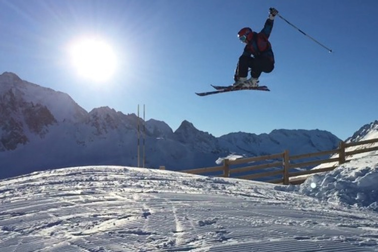 Makar Yurchenko fährt leidenschaftlich gerne Ski