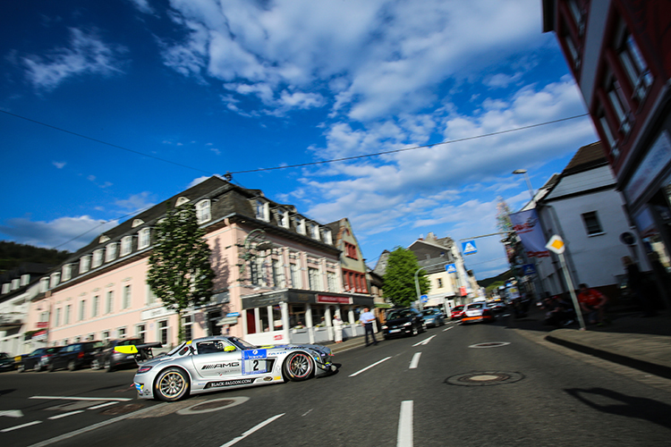 Schon heute um 16 Uhr gibt es die Autos des 24h-Rennens in Adenau zu sehen.