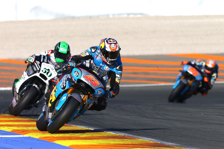 Jack Miller vor Eugene Laverty, im Hintergrund naht Tito Rabat