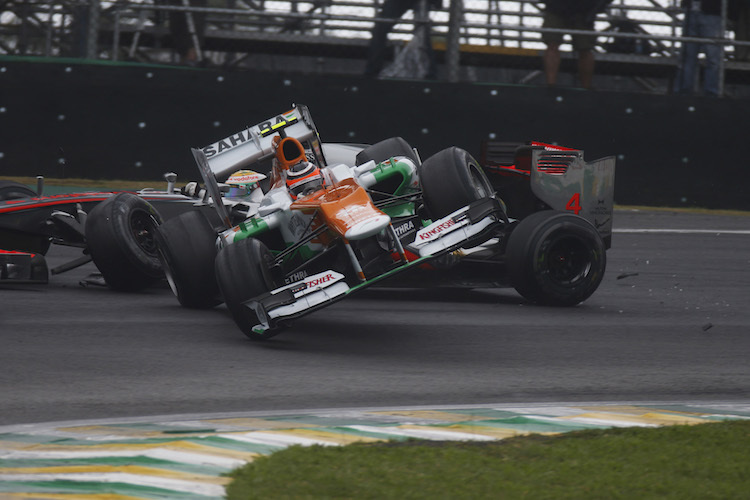 Nico Hülkenberg stolperte 2012 über Lewis Hamilton