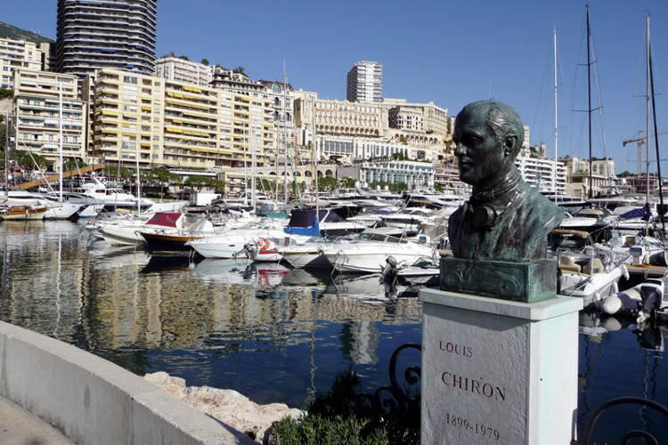 Die Büste von Louis Chiron in Monaco