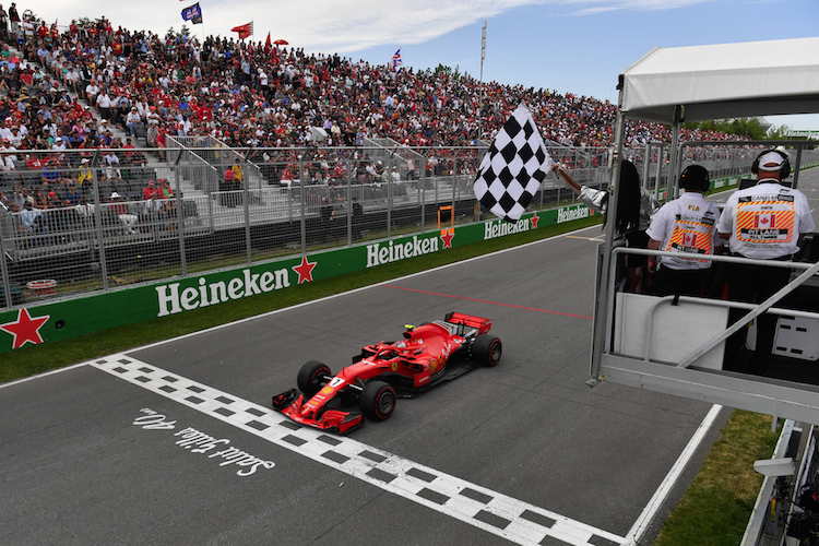 Winnie Harlow zeigt in Kanada Kimi Räikkönen die Zielflagge