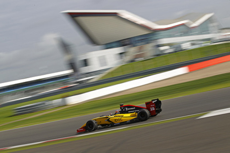 Die Renault World Series verschiebt das Silverstone-Wochenende um eine Woche
