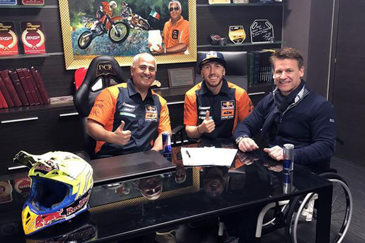 Teammanager De Carli mit Cairoli und Pit Beirer