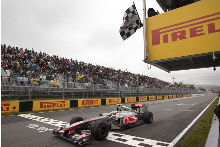 Kanada-GP 2011: Jenson Button siegt - trotz Kollision und Reifenschaden!