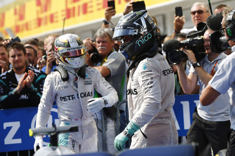 Nico Rosberg und Lewis Hamilton sorgten für Spannung in der ersten Saisonhälfte