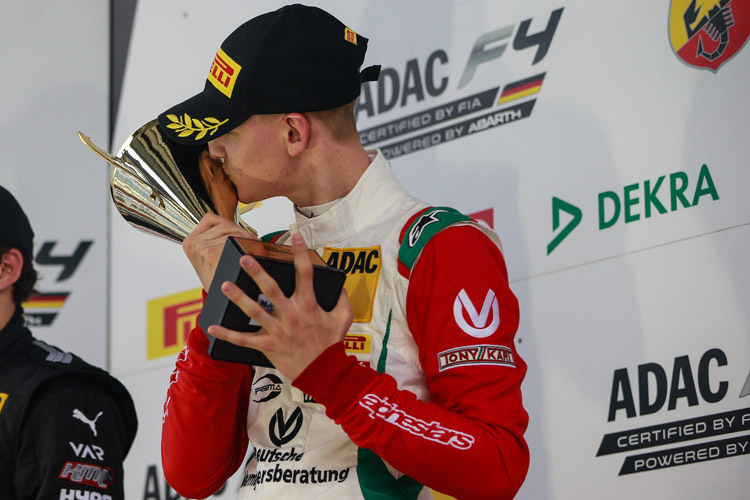 Mick Schumacher freute sich über seinen zweiten Saisonsieg