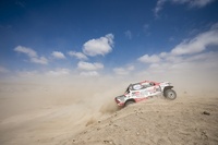 Nasser Al-Attiyah ohne Risiko weiter vorne