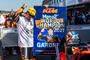 Unbändiger Jubel bei Remy Gardner nach dem Titelgewinn