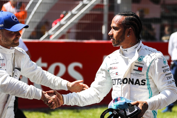 Valtteri Bottas und Lewis Hamilton in Spanien