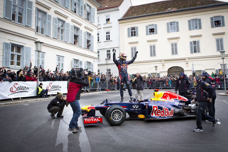 Vettel lässt sich in Graz feiern