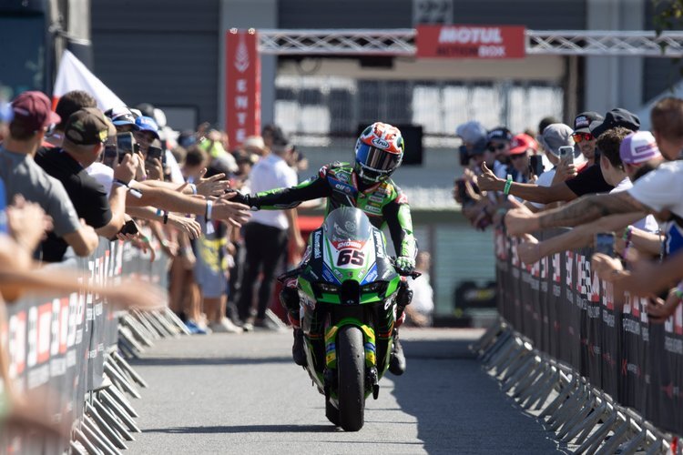 Jonathan Rea: Platz 3 im ersten Lauf in Magny-Cours