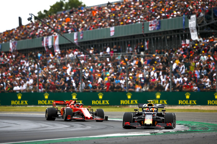 Pierre Gasly in England vor Charles Leclerc