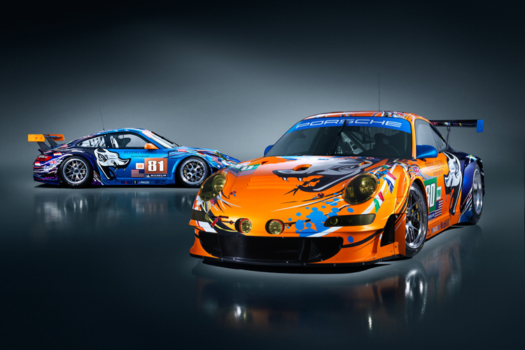 Flying Lizard-Porsche im Troy Lee-Outfit