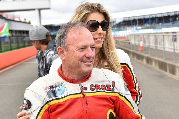 Graeme «Croz» Crosby mit einem Double von Stephanie Sheene