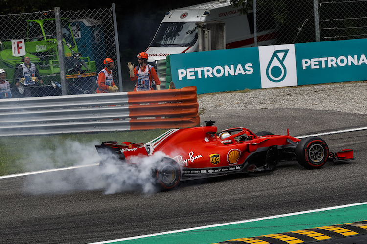 Nicht nur Sebastian Vettels Reifen wurden durch den Crash mit Lewis Hamilton in Mitleidenschaft gezogen